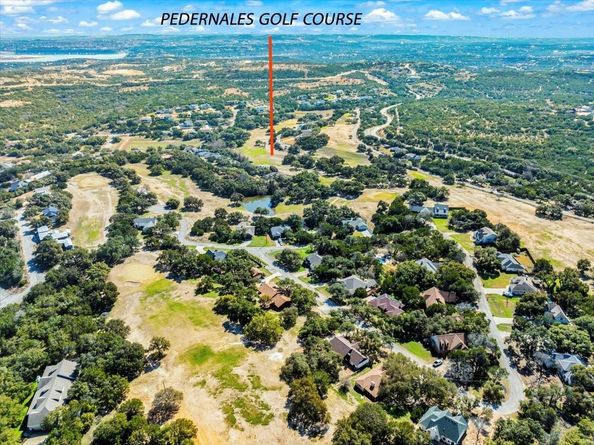 712 Newport DR, Spicewood TX 78669
