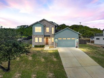712 Newport DR