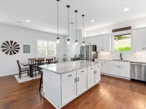 712 Newport DR, Spicewood TX 78669
