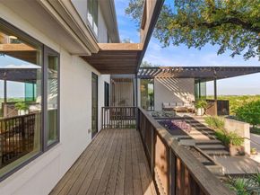 4906 Balcones DR, Austin TX 78731