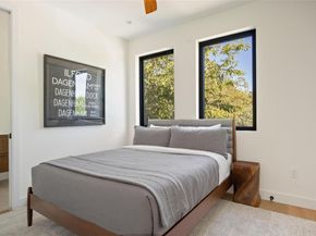 2305 E 21st ST 2, Austin TX 78722