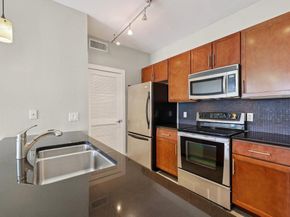 3016 Guadalupe ST 211, Austin TX 78705