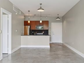 3016 Guadalupe ST 211, Austin TX 78705