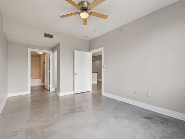 3016 Guadalupe ST 211, Austin TX 78705
