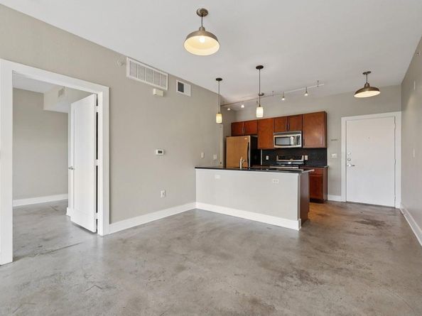 3016 Guadalupe ST 211, Austin TX 78705