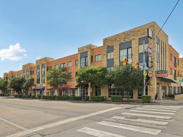3016 Guadalupe ST 211, Austin TX 78705