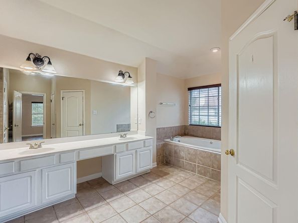 15239 Calaveras DR, Austin TX 78717