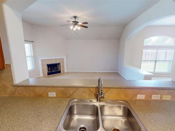 1703 Oakland DR, Cedar Park TX 78613