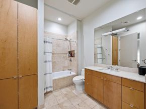 555 E 5th ST 521, Austin TX 78701