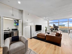 555 E 5th ST 521, Austin TX 78701