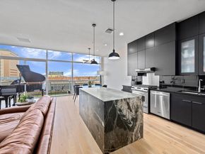 555 E 5th ST 521, Austin TX 78701