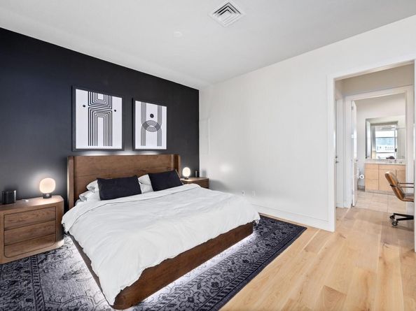 555 E 5th ST 521, Austin TX 78701