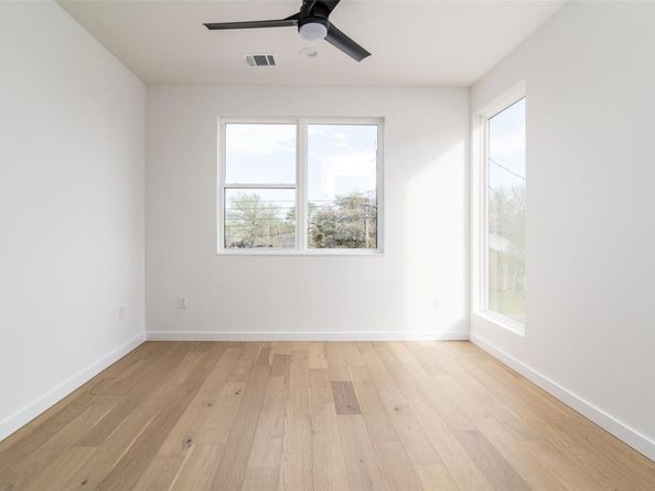 1168 1/2 Ridgeway DR 1, Austin TX 78702