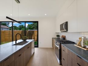 2705 Francisco ST A, Austin TX 78702
