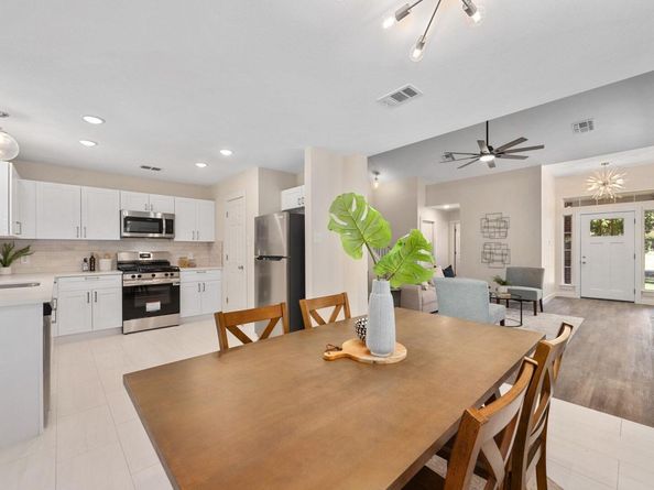 11116 Jim Thorpe LN, Austin TX 78748