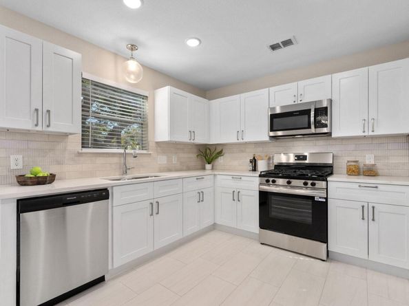 11116 Jim Thorpe LN, Austin TX 78748