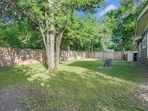 8221 Renton DR, Austin TX 78757