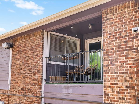 1840 Burton DR 110, Austin TX 78741