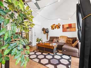 1840 Burton DR 110, Austin TX 78741