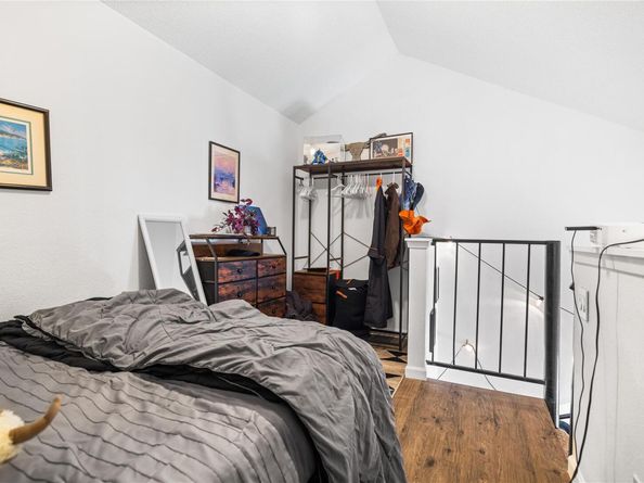 1840 Burton DR 110, Austin TX 78741