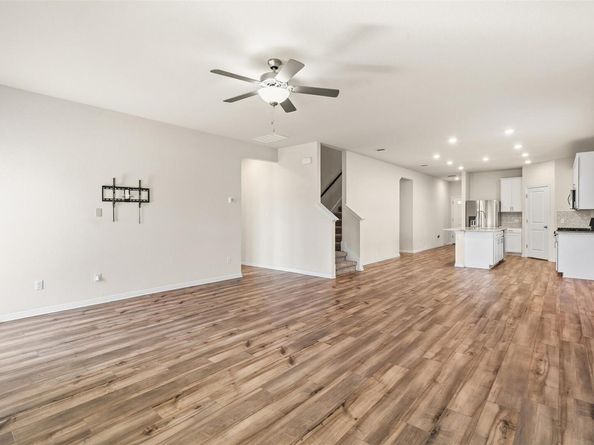 520 Loriner WAY, Liberty Hill TX 78642