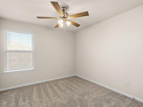 520 Loriner WAY, Liberty Hill TX 78642