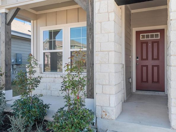 520 Loriner WAY, Liberty Hill TX 78642