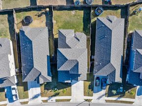 520 Loriner WAY, Liberty Hill TX 78642