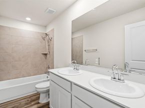 520 Loriner WAY, Liberty Hill TX 78642