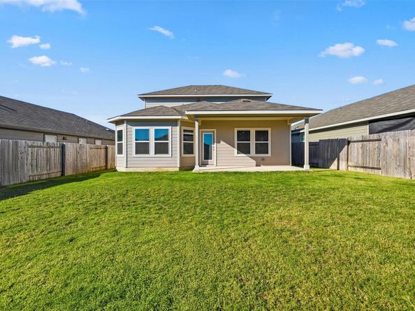 520 Loriner WAY, Liberty Hill TX 78642