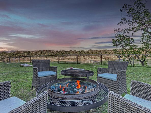 1293 Lake Shore DR, Spicewood TX 78669