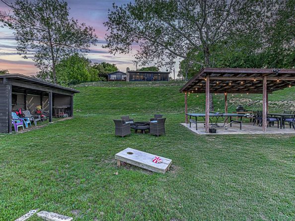 1293 Lake Shore DR, Spicewood TX 78669