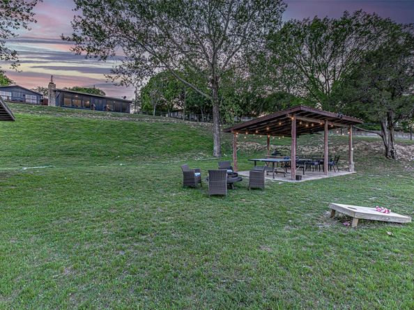 1293 Lake Shore DR, Spicewood TX 78669