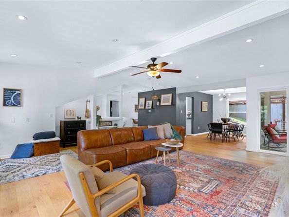 6203 Breeze WAY, Austin TX 78723