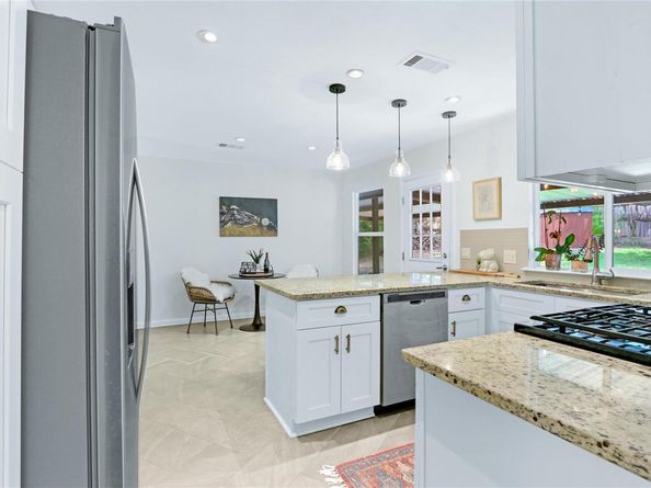 6203 Breeze WAY, Austin TX 78723