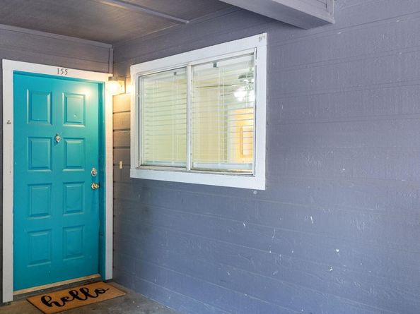 1840 Burton DR 155, Austin TX 78741