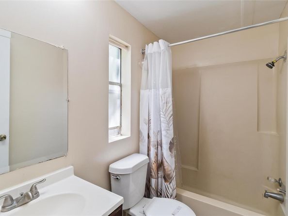 1002 Walter ST, Austin TX 78702