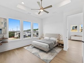 112 Pennybacker LN, Lakeway TX 78738