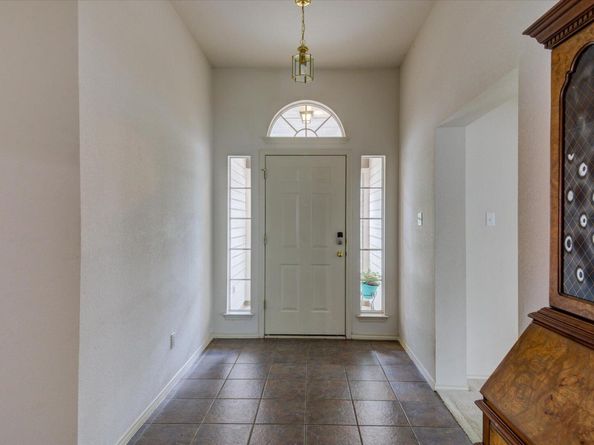 8967 W Hove LOOP, Austin TX 78749