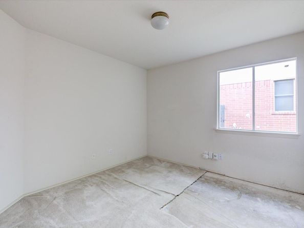 8967 W Hove LOOP, Austin TX 78749