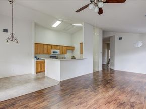 8967 W Hove LOOP, Austin TX 78749
