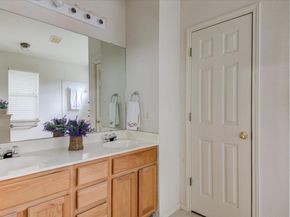 8967 W Hove LOOP, Austin TX 78749