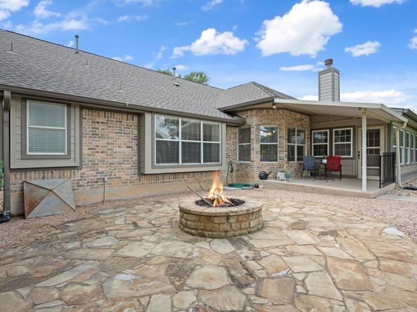 102 Stacey LN, Georgetown TX 78628