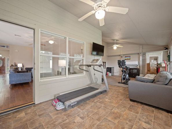 102 Stacey LN, Georgetown TX 78628