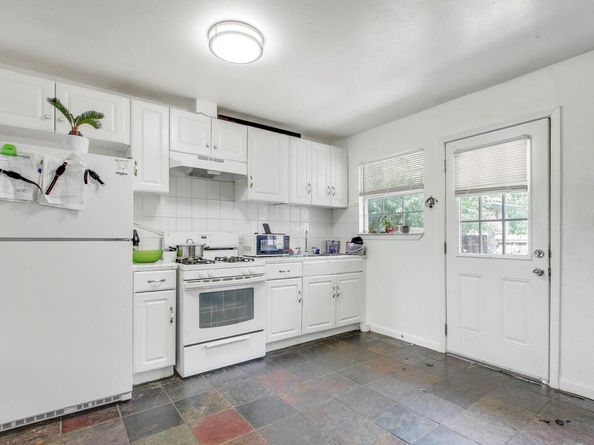 2808 Lyons RD A & B, Austin TX 78702