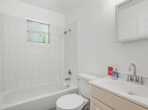 2808 Lyons RD A & B, Austin TX 78702