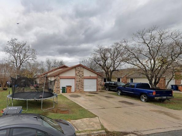 9608 Bear Paw TRL, Del Valle TX 78617