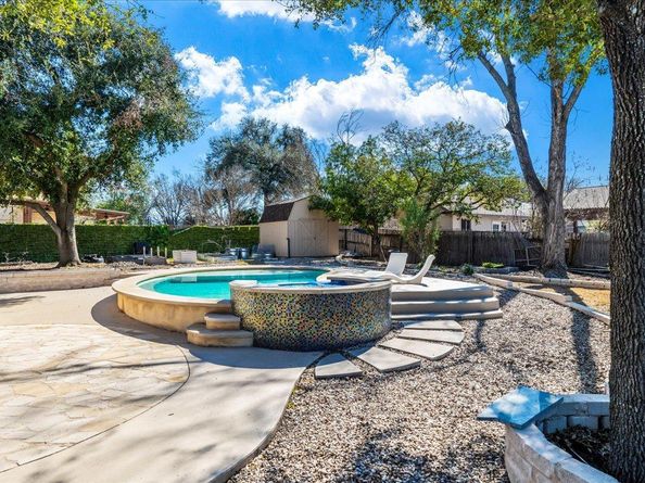 11522 Antigua DR, Austin TX 78759