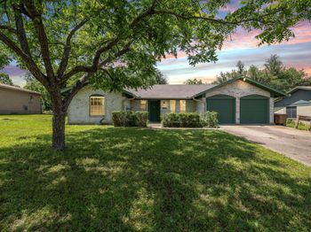 11604 Oak TRL
