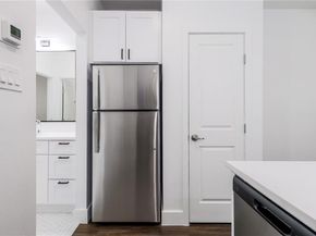 908 Poplar ST 105, Austin TX 78705